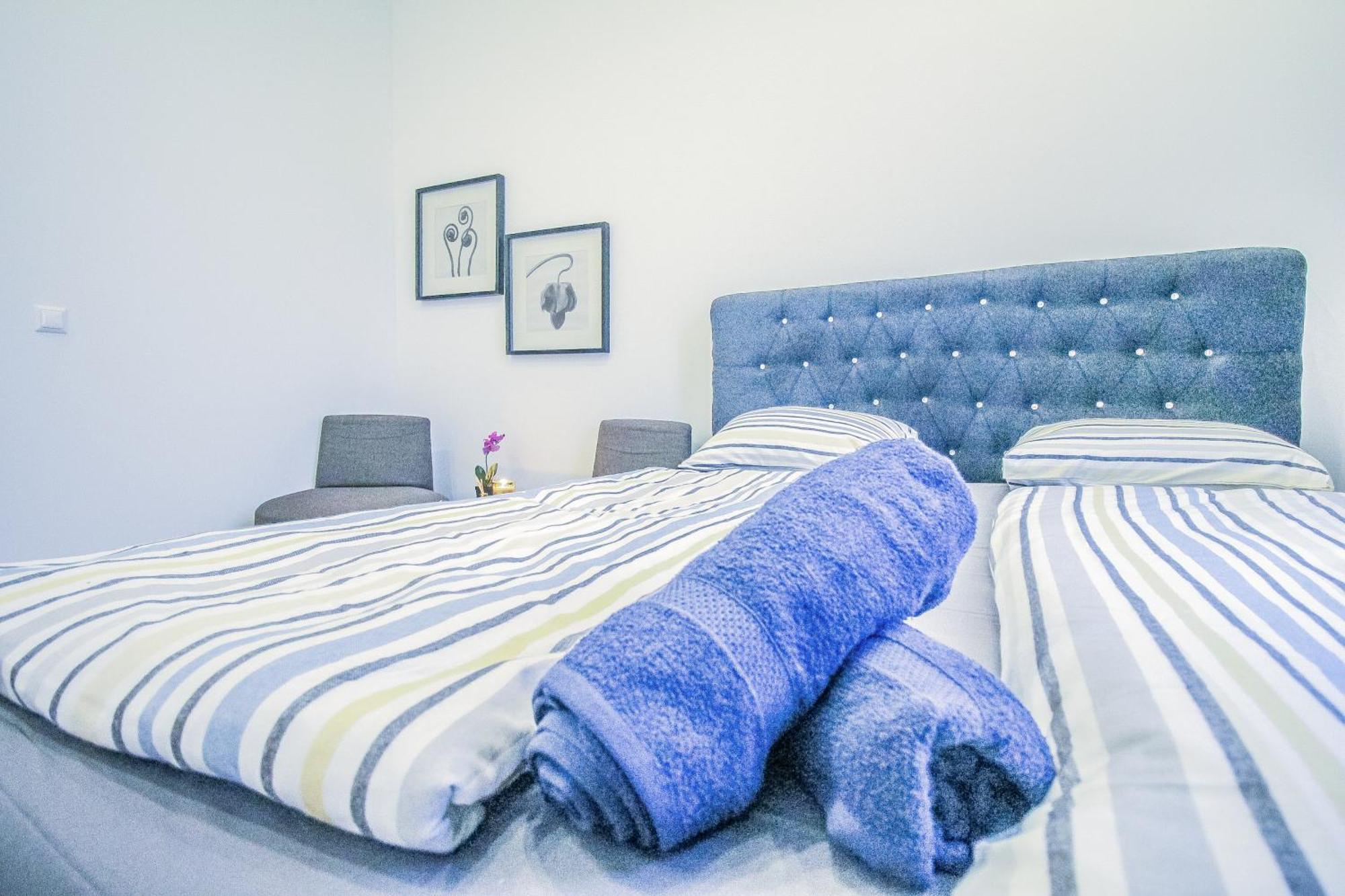 Disc Cozy Rooms In Liesing Viena Exterior foto