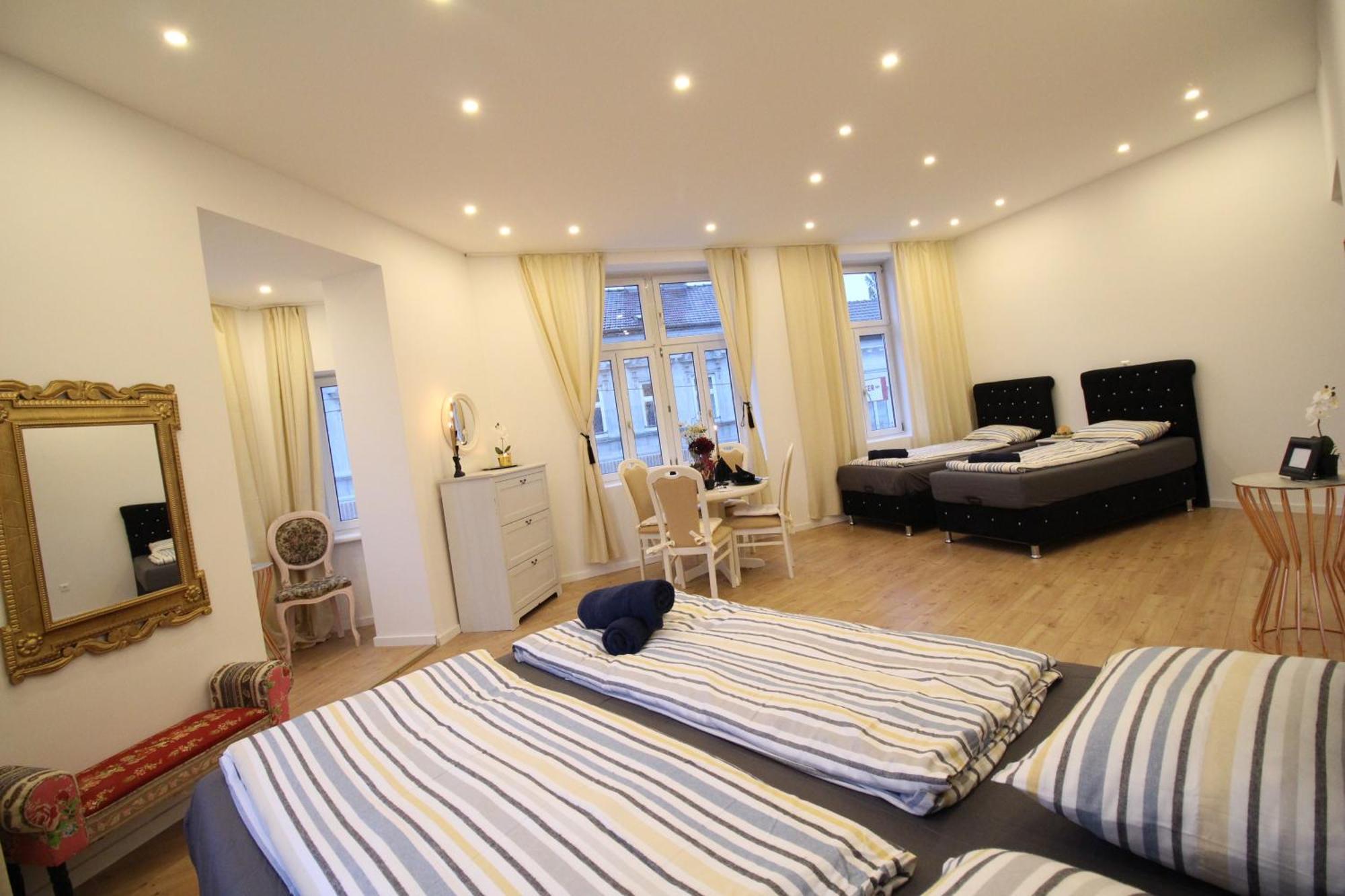 Disc Cozy Rooms In Liesing Viena Exterior foto